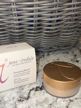 Jane Iredale Loose Mineral Powder-WARM SILK
